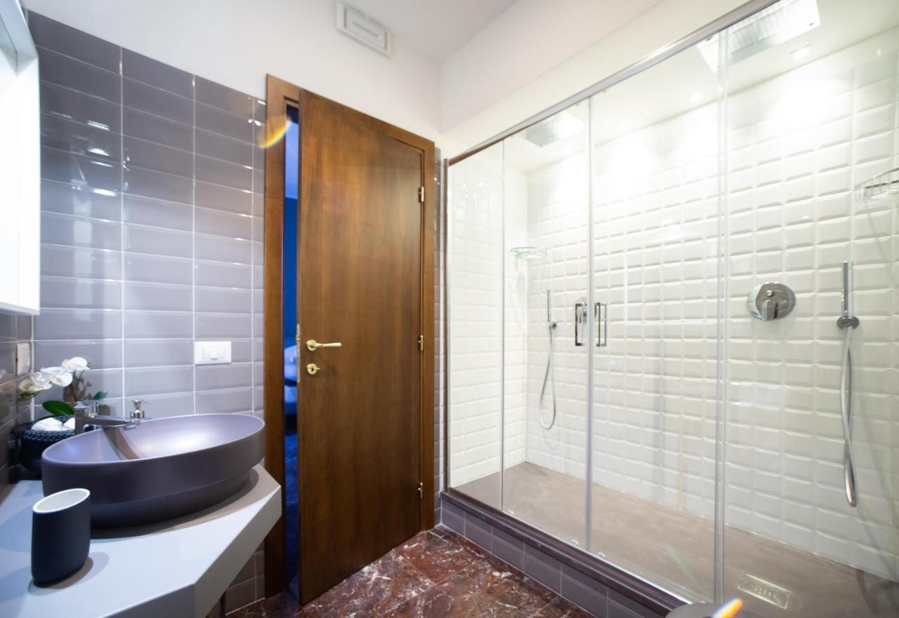 Lombardia40 Luxury Suites Róma Kültér fotó