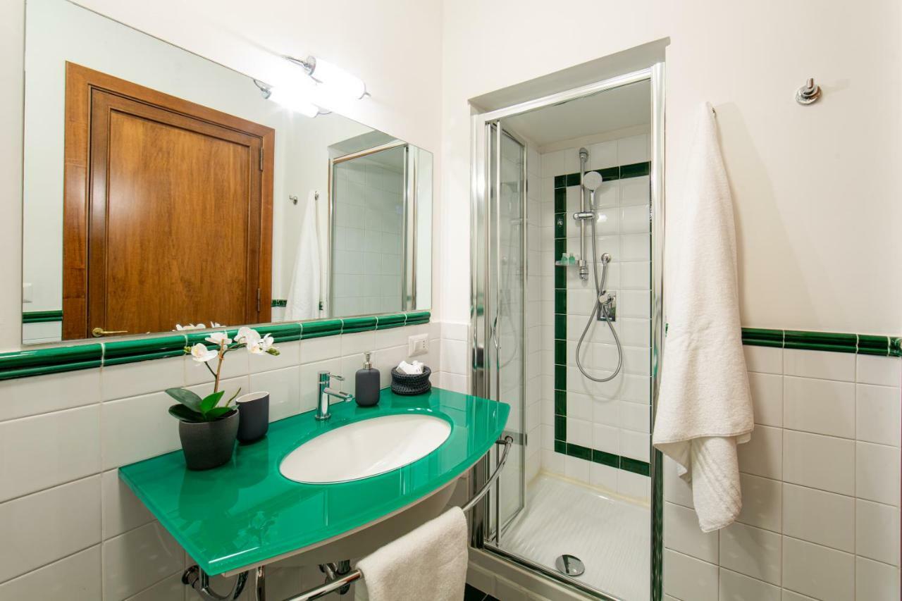 Lombardia40 Luxury Suites Róma Kültér fotó